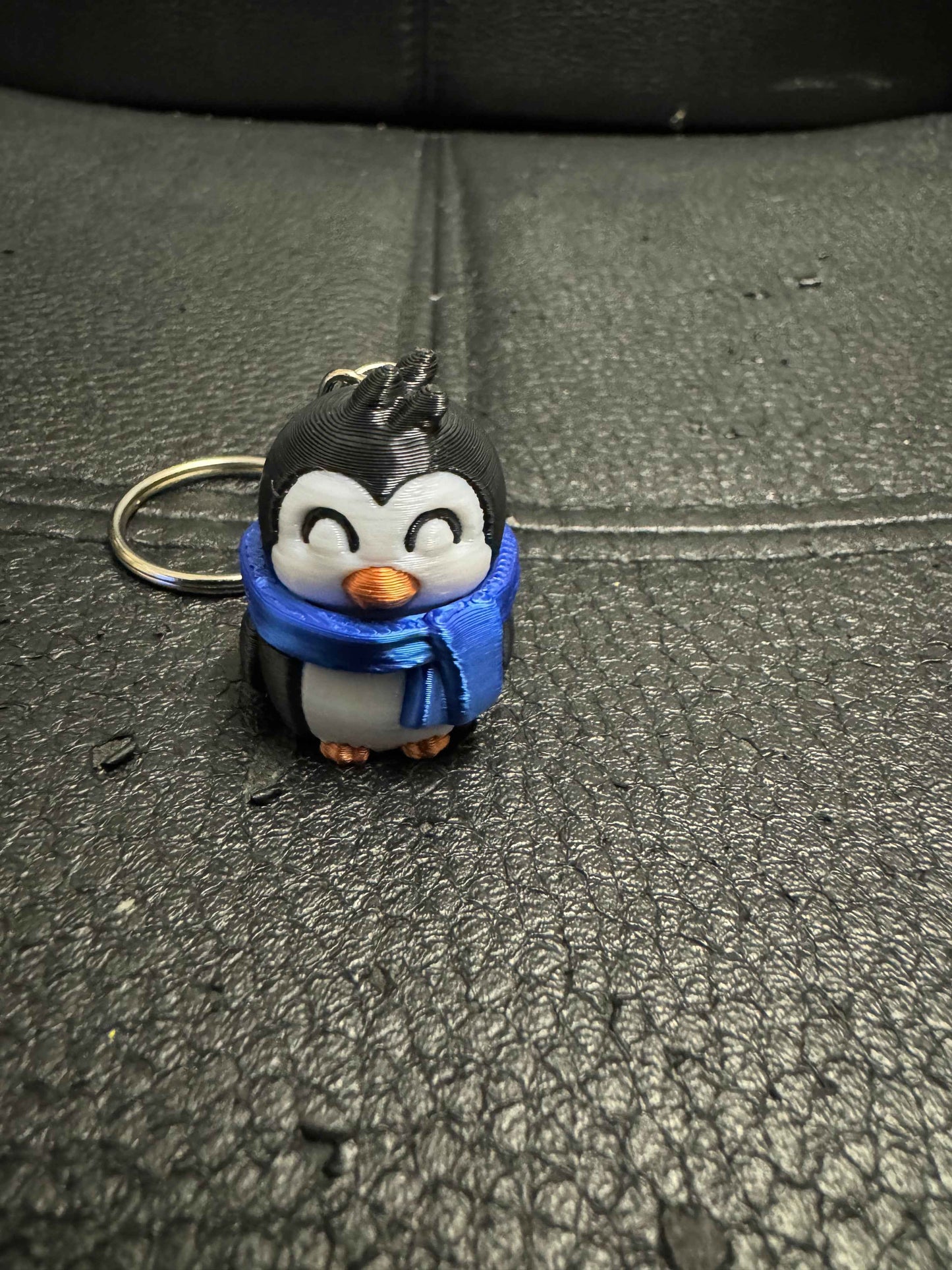 Penguin 3D Printed Spinning Fidget 3D Pla Printed Keyring, Kids & Adults ADHD 4CM High - Snazzy Dudds