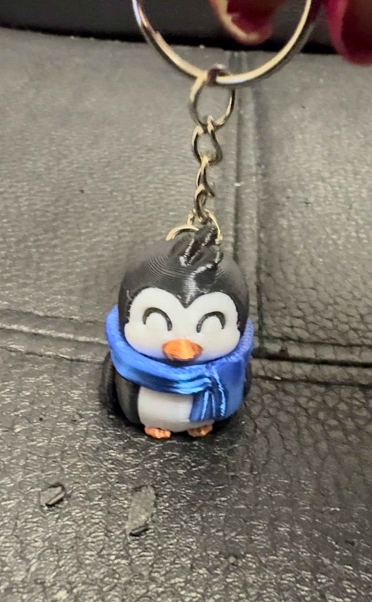 Penguin 3D Printed Spinning Fidget 3D Pla Printed Keyring, Kids & Adults ADHD 4CM High - Snazzy Dudds