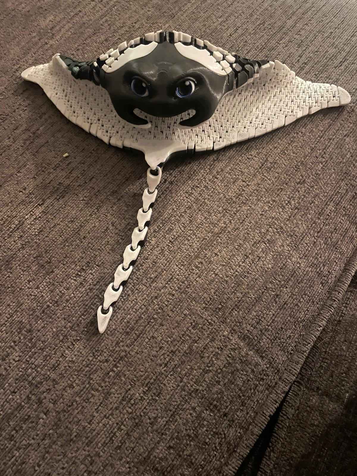 Manta Ray Flexible Fidget Colourful Fish 3D Printed Articulated Sensory Toy For ADHD Autism Stimming Adults Kids - Snazzy Dudds
