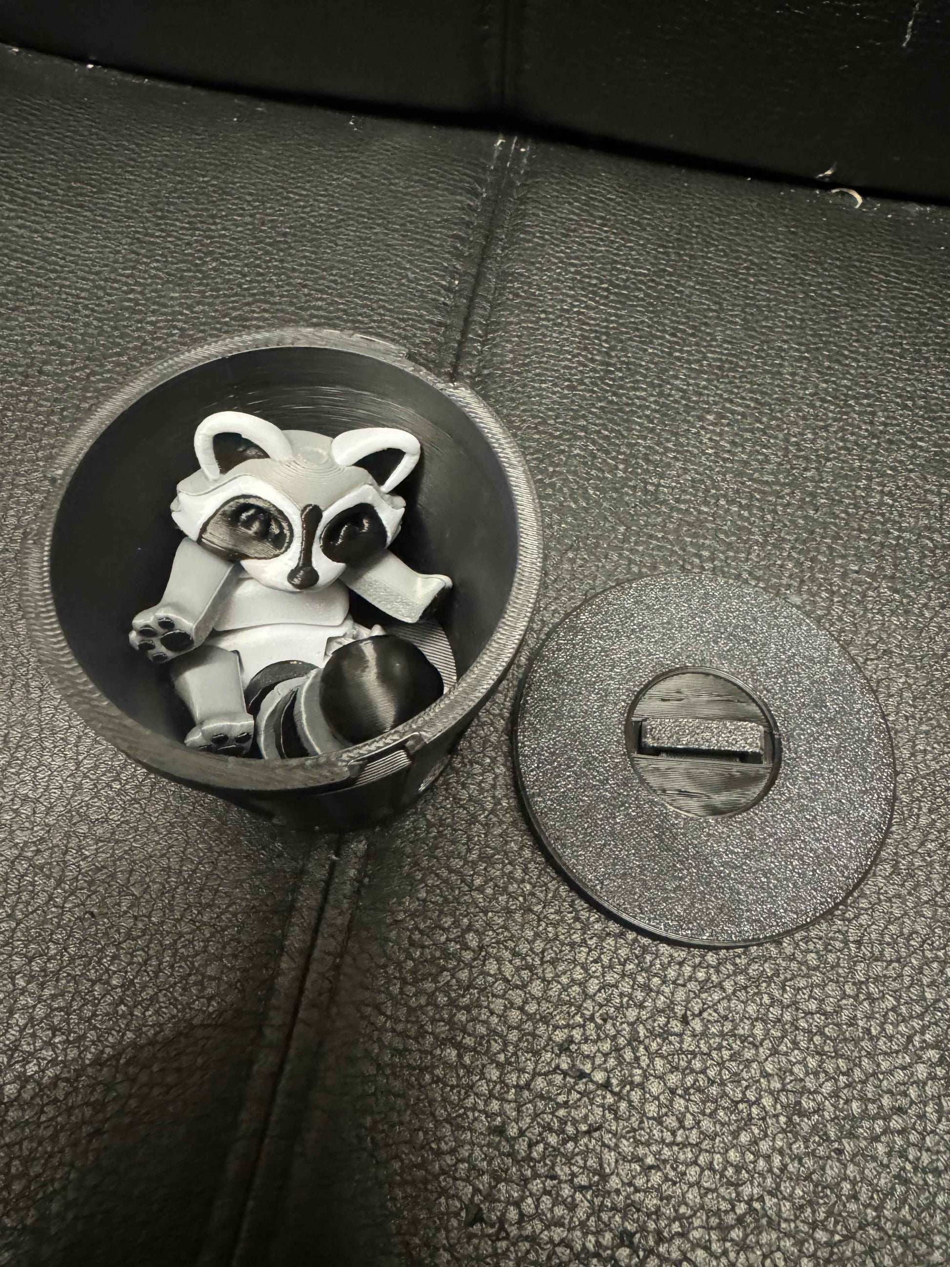 Raccoon & Bin Fidget 3D Pla Printed Articulated Toy for Stress Relief, Kids & Adults ADHD - Snazzy Dudds