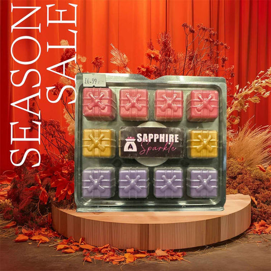 Festive Delight: Christmas Present Shape Clam Shell in Natural Color with Pumpkin Spice Fragrance - Perfect Holiday Treat - Snazzy Dudds